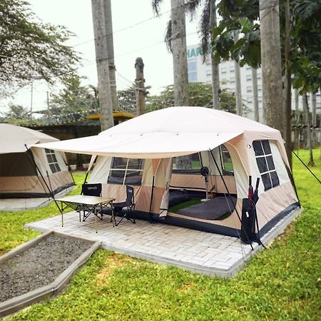 HARRIS Hotel Sentul City Bogor Exterior foto