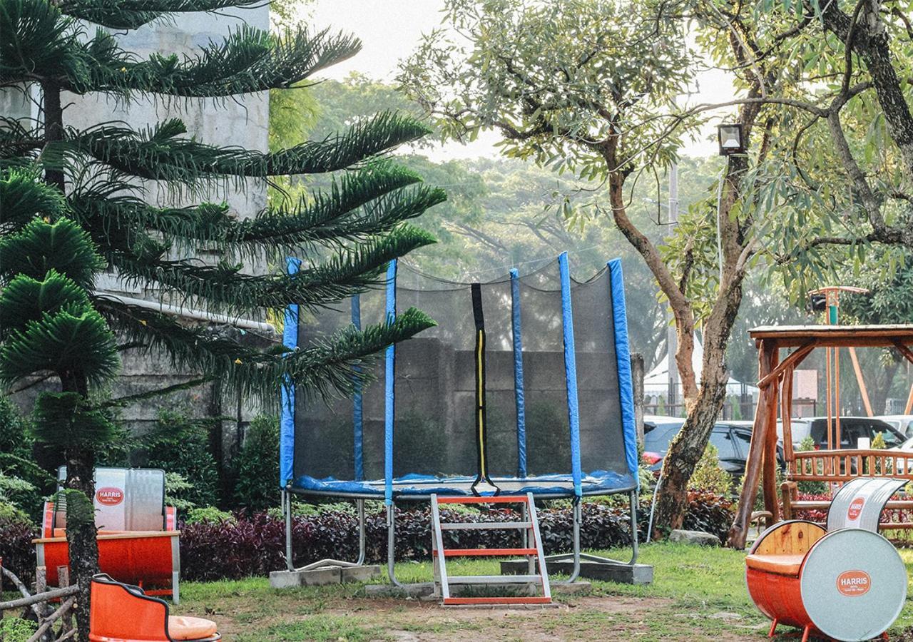 HARRIS Hotel Sentul City Bogor Exterior foto