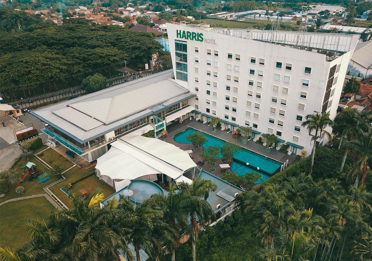 HARRIS Hotel Sentul City Bogor Exterior foto