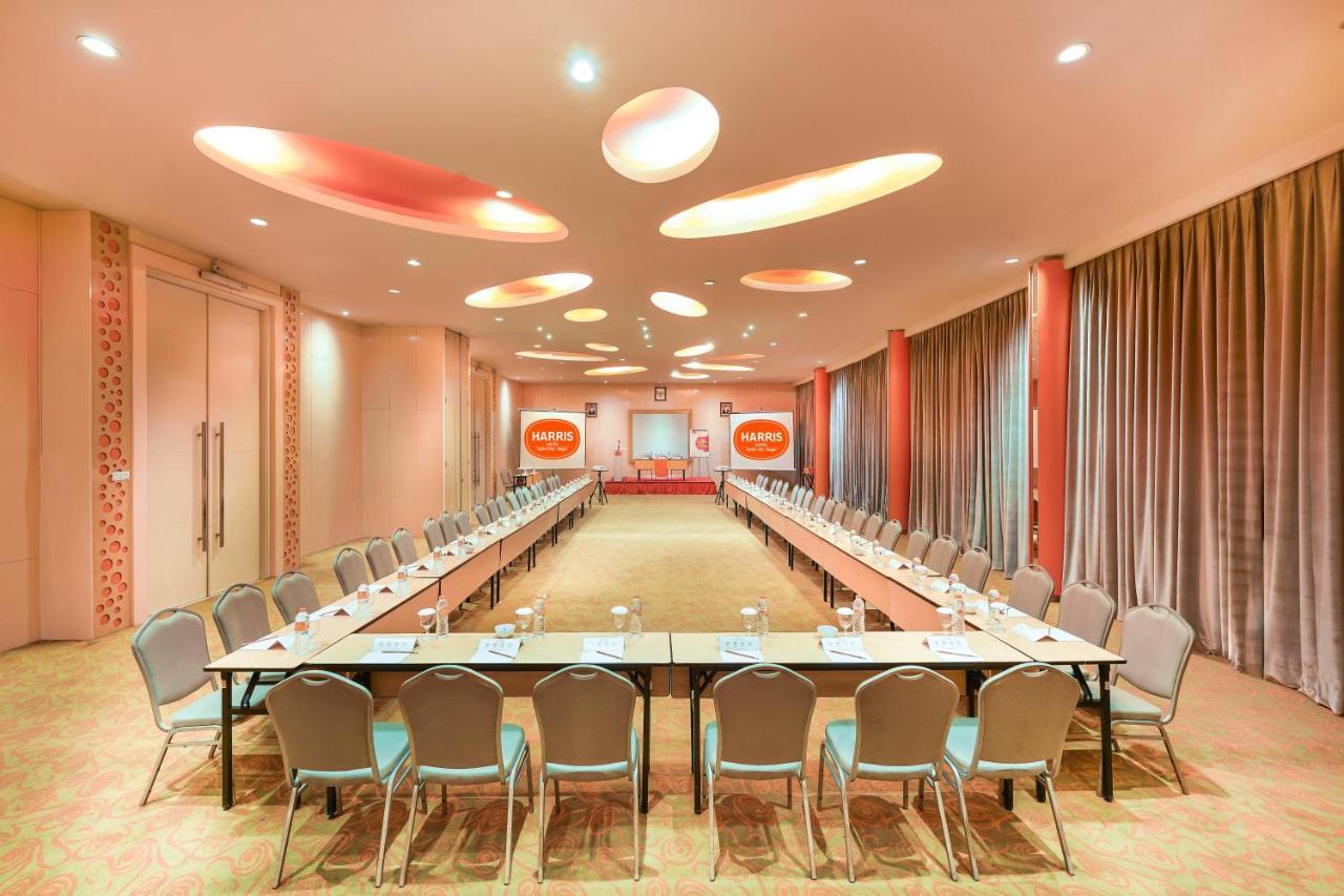 HARRIS Hotel Sentul City Bogor Exterior foto