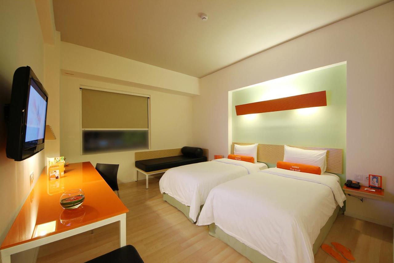 HARRIS Hotel Sentul City Bogor Exterior foto